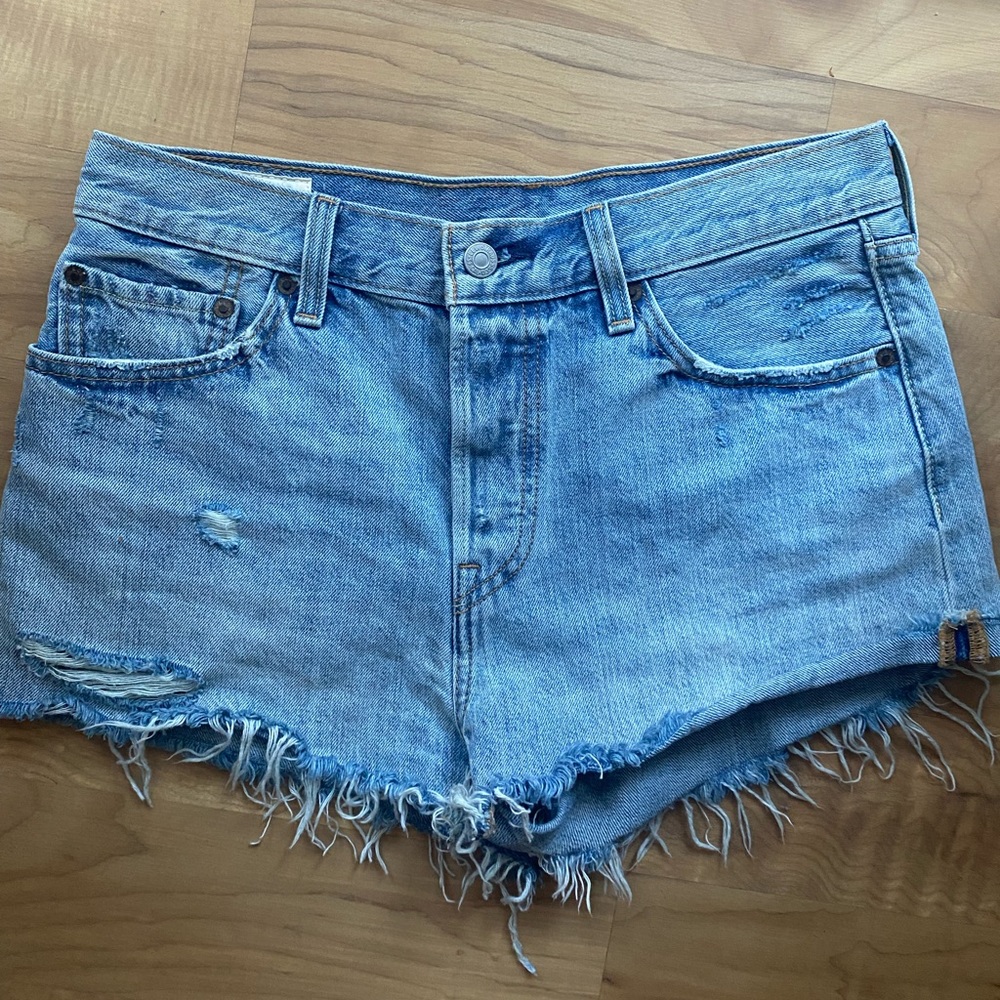 LEVIS denim shorts